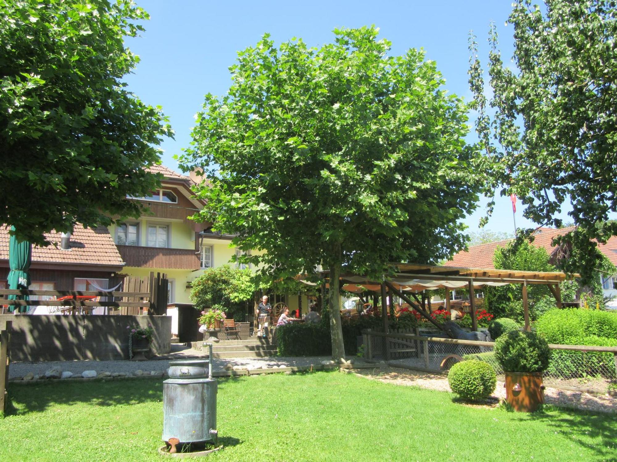 Hotel Wirtshaus Ruetihof à Gränichen Extérieur photo